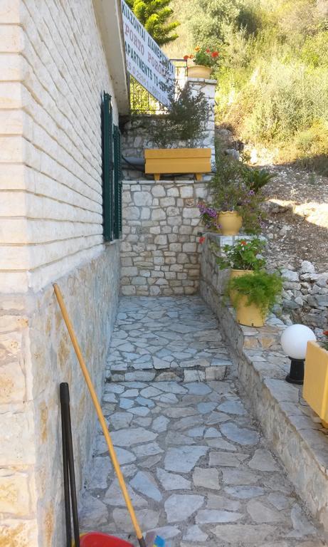 Апартаменты Porto Poros Микрос-Гиалос Экстерьер фото