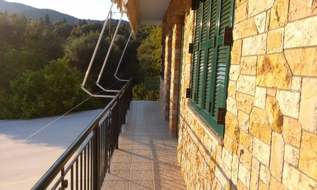 Апартаменты Porto Poros Микрос-Гиалос Экстерьер фото